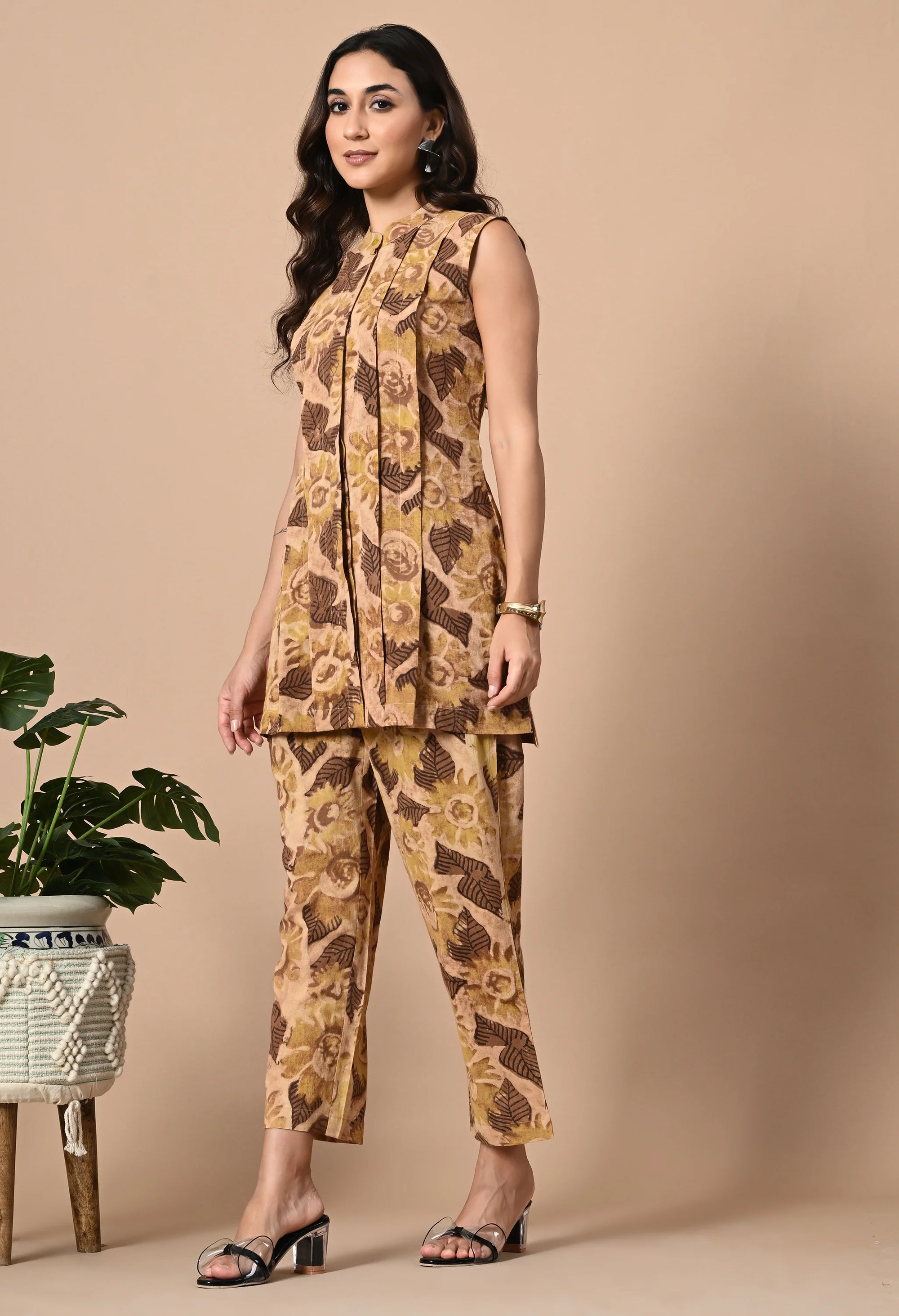 Beige Pleated Kurta Coord Set_3_Trisukh Clothing 