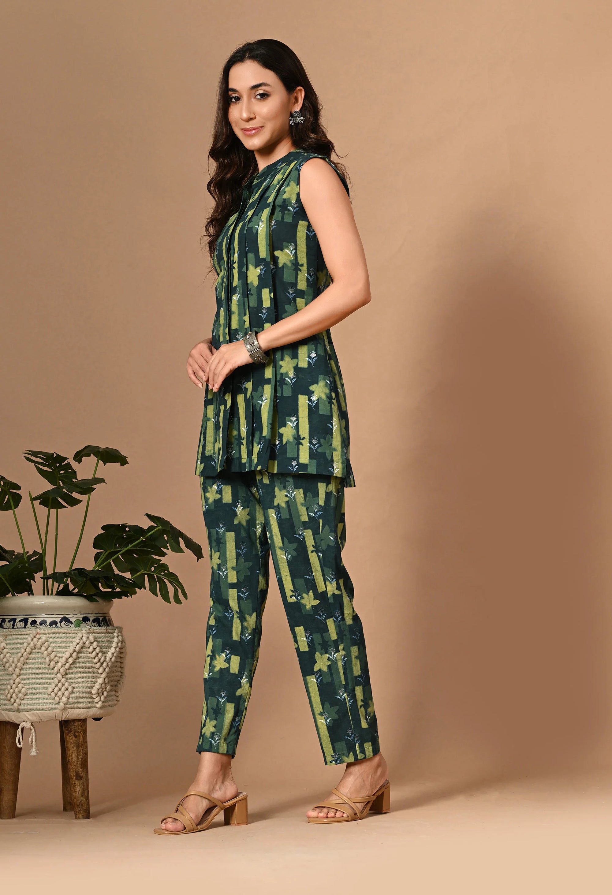 Green Pleated Kurta Coord_1_Trisukh Clothing 