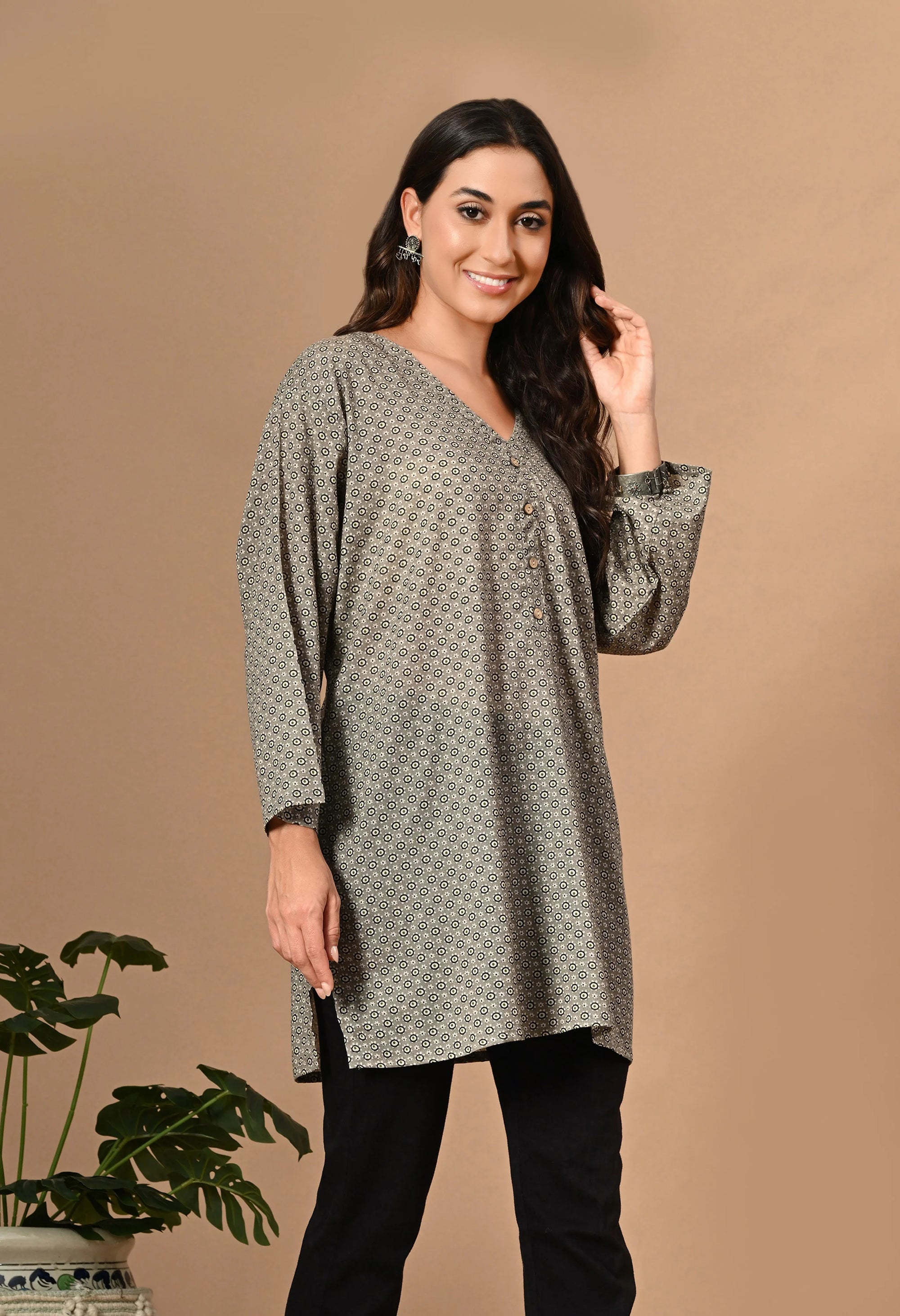 Grey Short Kurti_5_Trisukh Clothing 