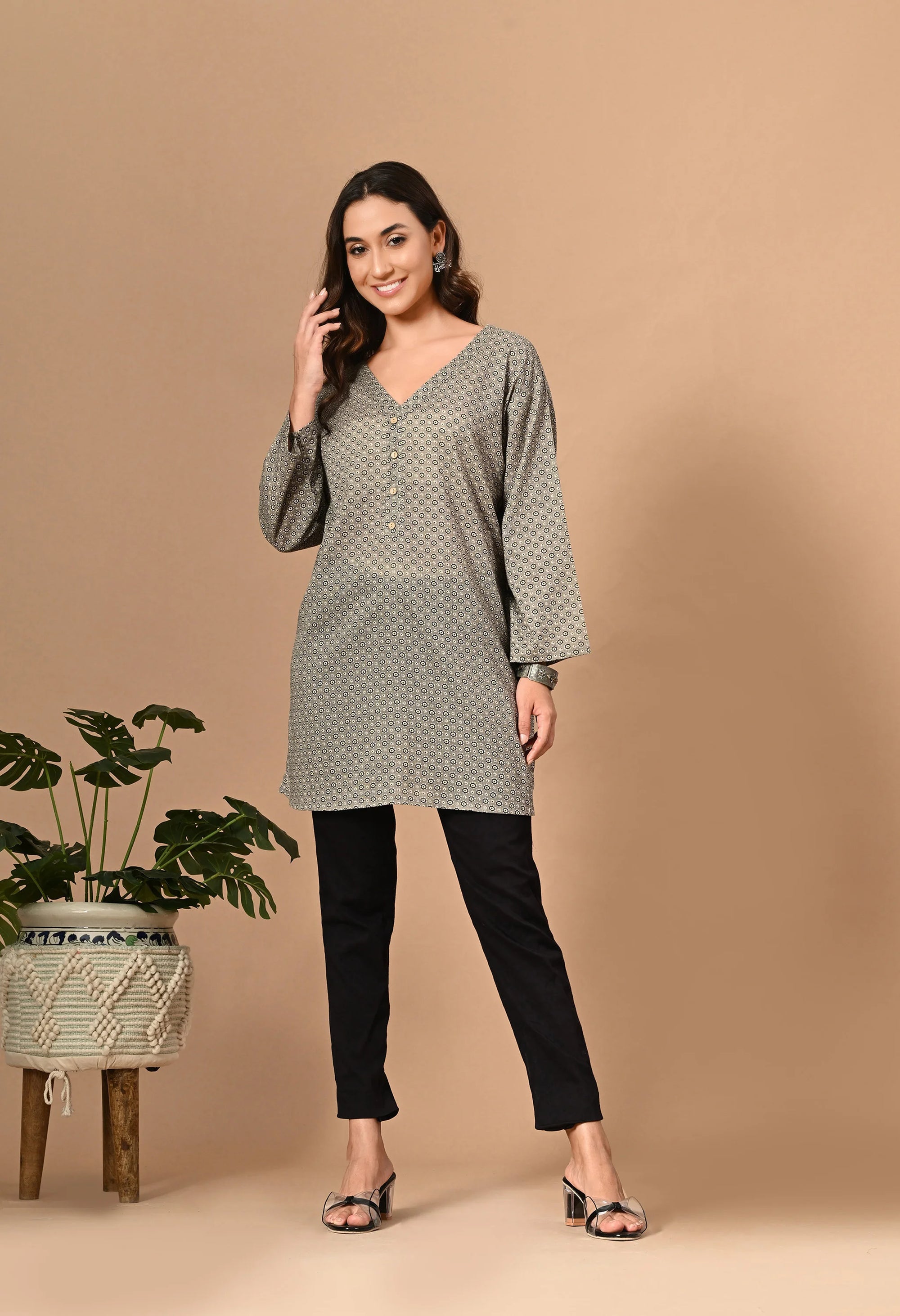 Grey Short Kurti_6_Trisukh Clothing 