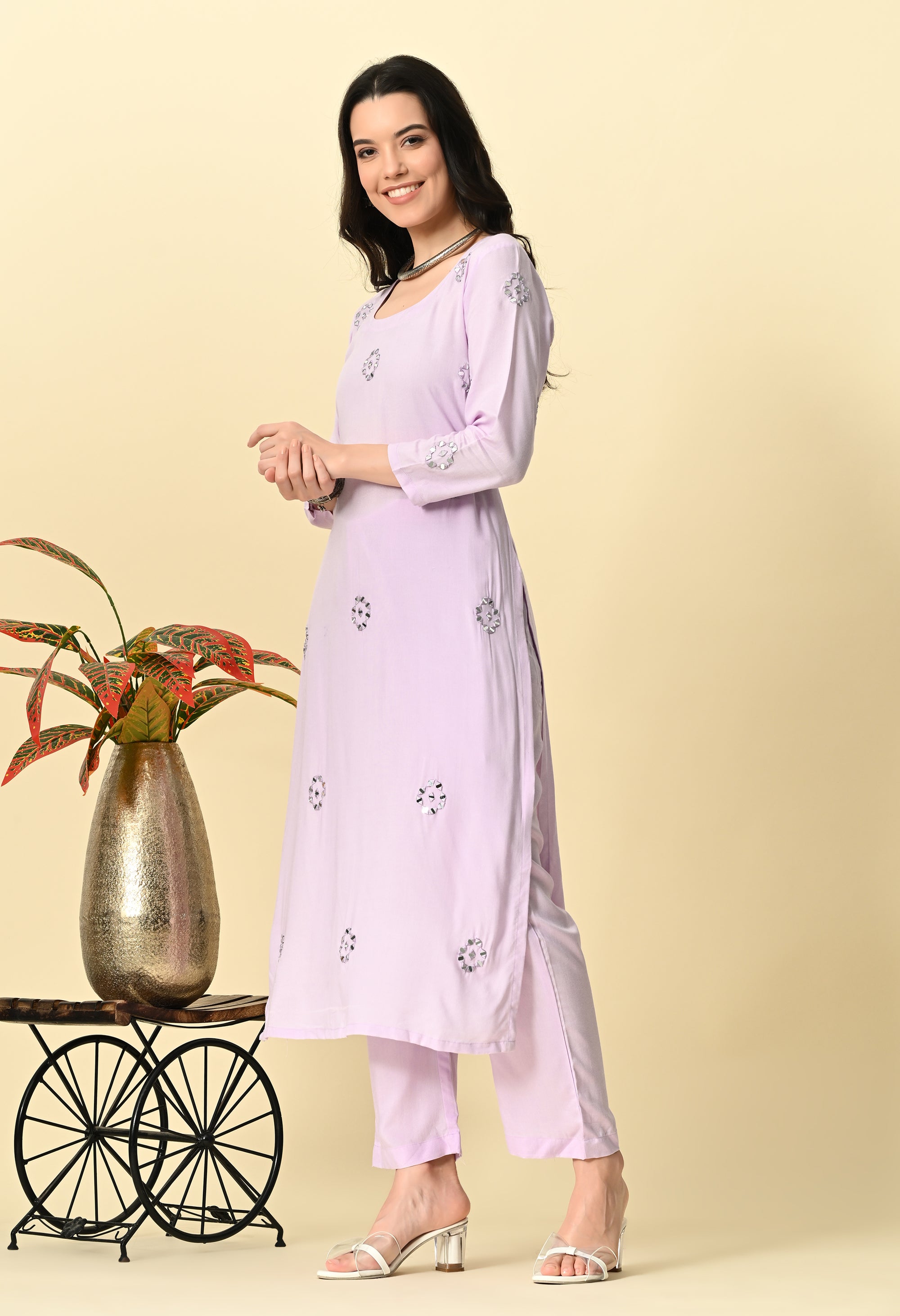 Lilac Embroidered Kurta Set_1_Trisukh Clothing