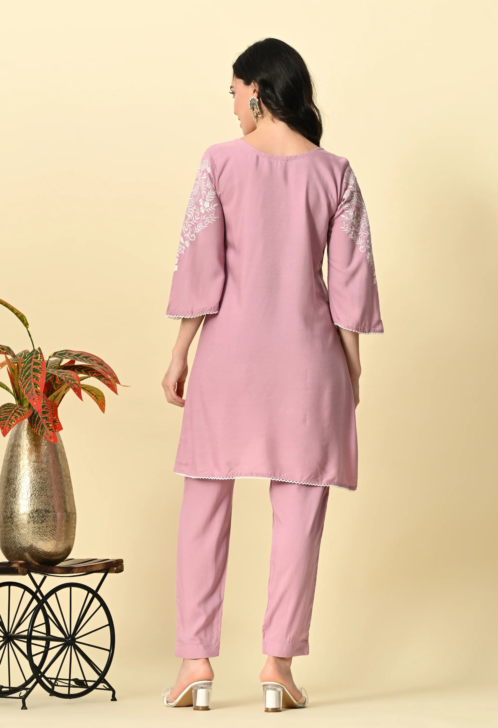 Mauve Embroidered Kurta Pant Set_5_Trisukh Clothing 
