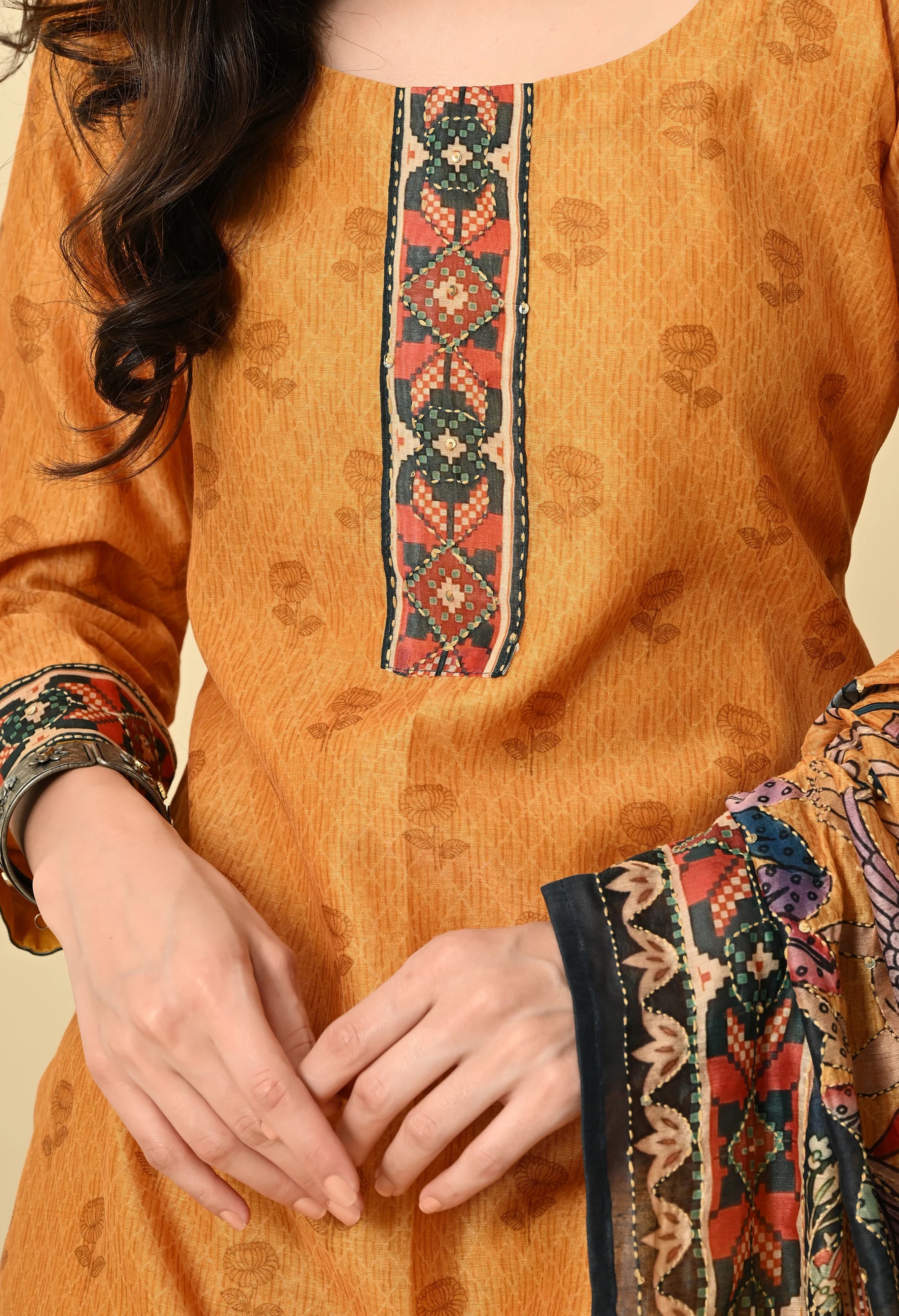 Mustard Yellow Chanderi Print Kurta Set_3_Trisukh Clothing 