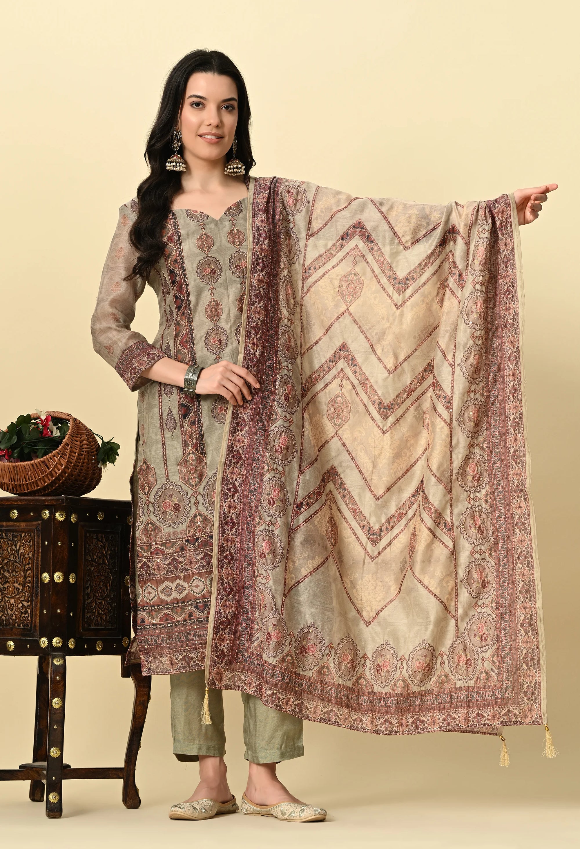 Olive Green Chanderi Print Kurta Set_2_Trisukh Clothing
