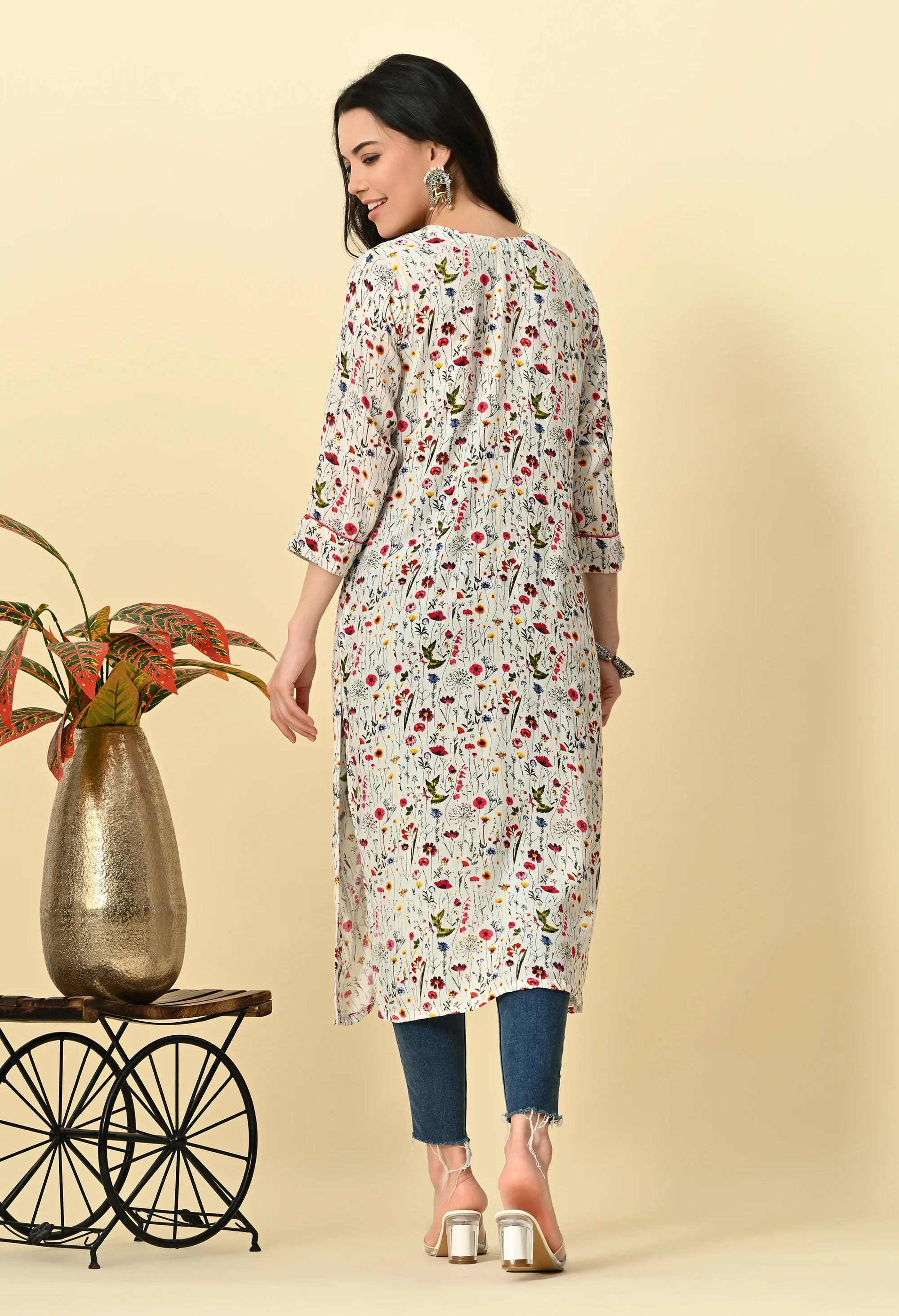 White Printed Rayon Kurta_3_Trisukh Clothing 